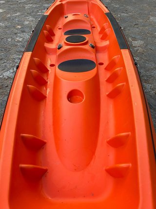 Canoa Borneo Naranja Casi Nueva