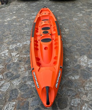 Canoa Borneo Naranja Casi Nueva