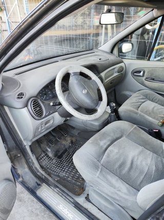 Renault 1878176 faro der scenic i (ja...) f9q732