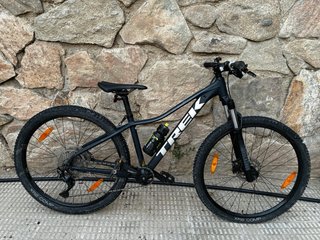 Bicicleta de Montaña TREK  Negra