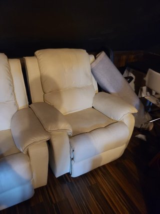 Oportunidad! Sofá y sillón polipiel crema