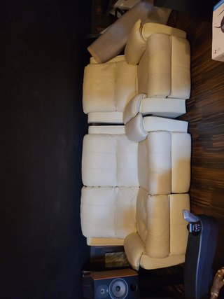 Oportunidad! Sofá y sillón polipiel crema