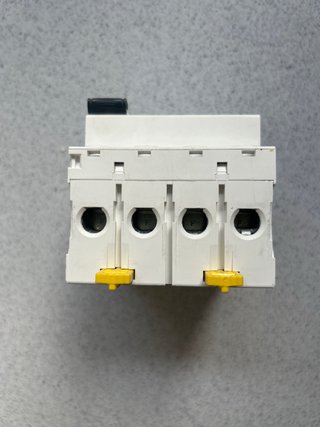 Diferencial Schneider 4x40 30mA