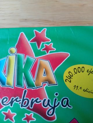 Libro: Kika Superbruja Revoluciona la clase