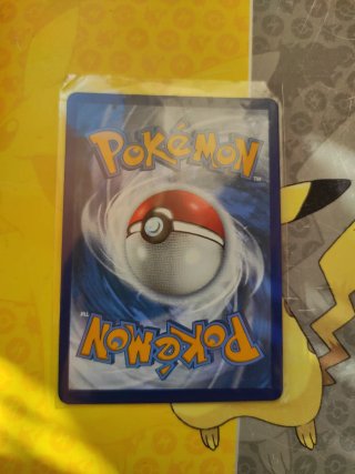 Carta Pokémon Urshifu Golpe Brusco V TG18