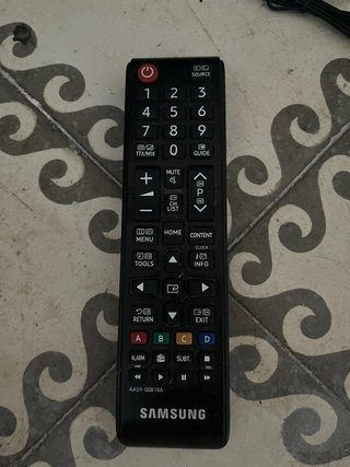 Samsung TV 32 pulgadas + chrome cast