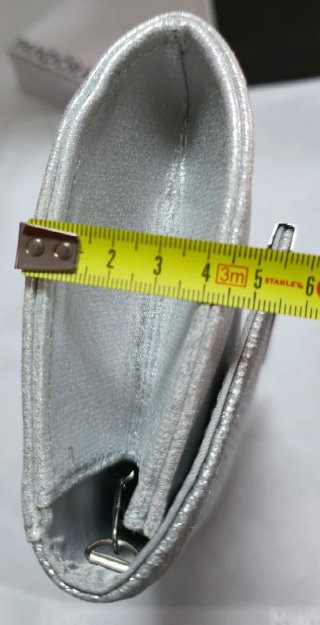 Bolso de mano cartera gris plata
