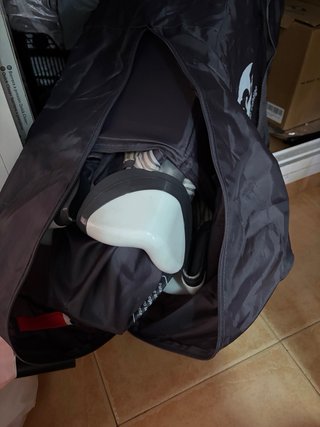 Cuna de viaje y parque infantil