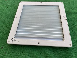 Vendo varias Piezas Claraboya Fiamma