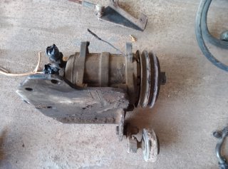 Compresor Aire A/C Nissan T100 Camión Frigorífico