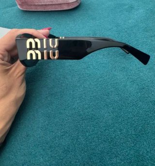 Occhiali da sole Miu Miu
