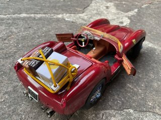 Ferrari 250 Testarossa 1/18 mode Rally Raid.