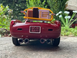 Ferrari 250 Testarossa 1/18 mode Rally Raid.