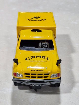 Scalextric Ford Camel Racing ninco