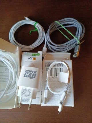 Cargador y Cables USB Amazon