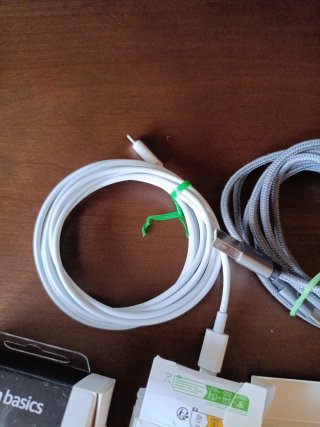 Cargador y Cables USB Amazon