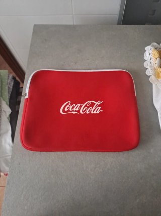 Funda portátil Coca-Cola 38x28 cm