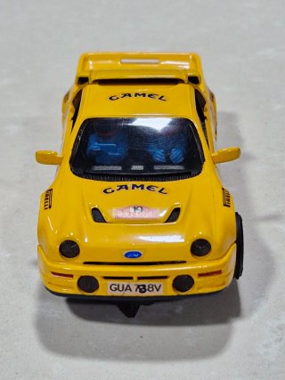 Scalextric Ford RS200 Camel Rally
