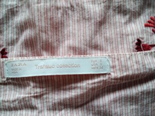 Blusa Zara bordada roja
