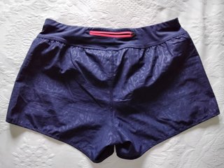 Pantalón corto deportivo Oysho estampado
