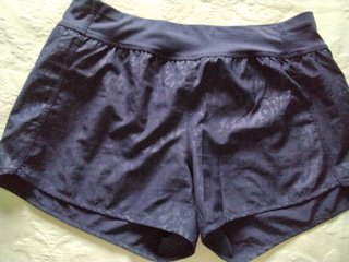 Pantalón corto deportivo Oysho estampado