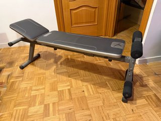 Banco musculación Decathlon gris