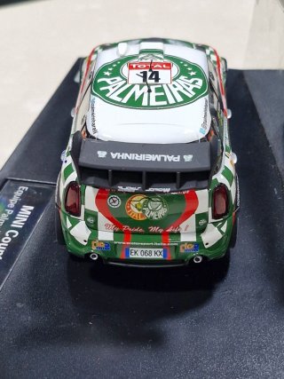 Scalextric MINI Countryman Palmeirinha