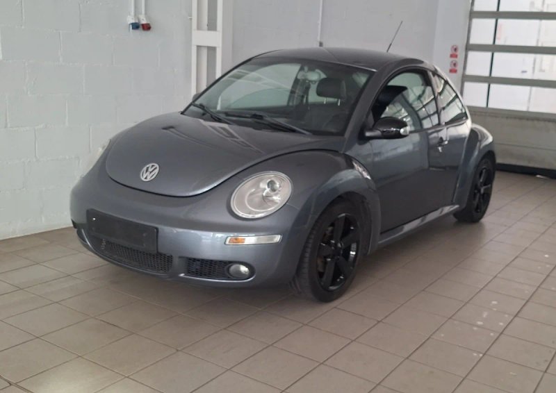 Volkswagen Beetle 2009 - foto 1