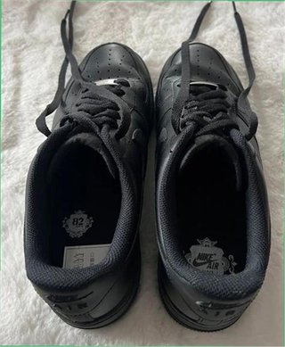 Nike Air Force 1 Negras Talla 40.5
