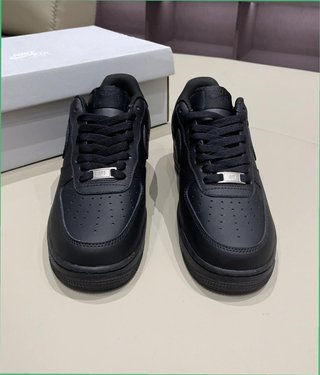Nike Air Force 1 Negras Talla 37.5