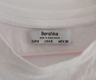 Nuevo Bershka Camiseta corta Talla S