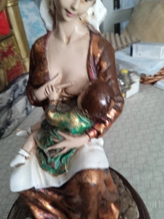 Figura Maternidad Pintada a Mano