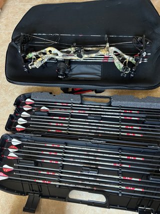 Arco Hoyt RX4 con accessori