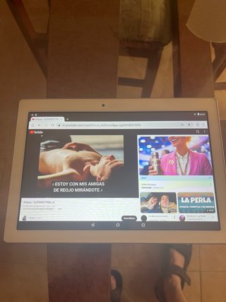 Tablet Lenovo Blanca