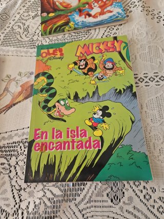 Lote de cuentos variados