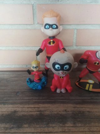 Lote Figuras Disney Los Increíbles