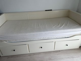 Cama Diván Blanca Hemmes Ikea cajones y colchones