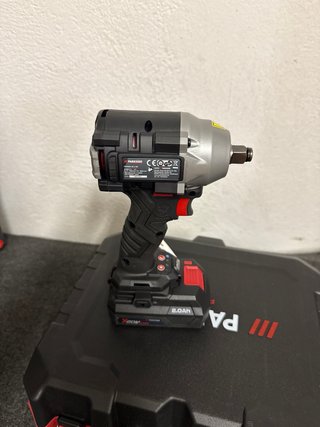 Llave de impacto Parkside 20V 600Nm