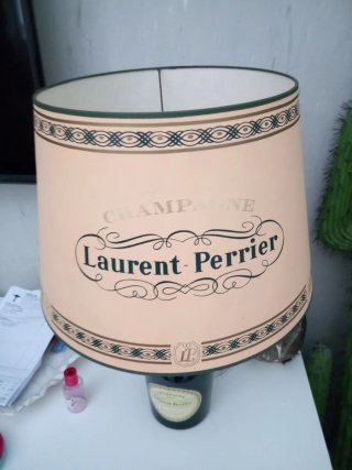 Lampada Laurent-Perrier Champagne