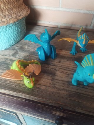 Lote dinosaurios de juguete