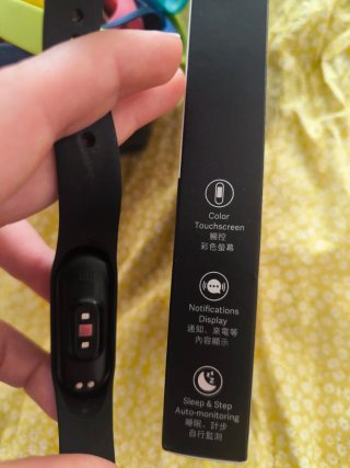 Xiaomi Mi Smart Band 4 + 14 cinturini di ricambio