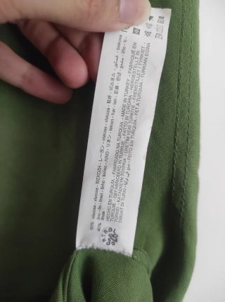 Vestido Zara fruncido lino verde