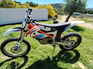 Surron? :) , No , KTM FREERIDE E-SX Motocross
