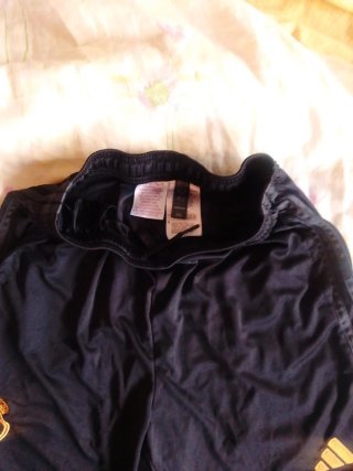 Bermudas Real Madrid Adidas Negras Doradas