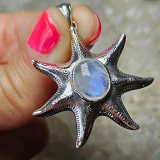 Colgante Estrella de Mar Plata 925 Piedra Luna