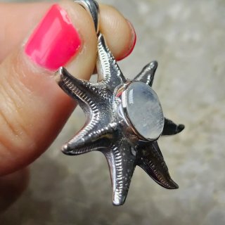 Colgante Estrella de Mar Plata 925 Piedra Luna