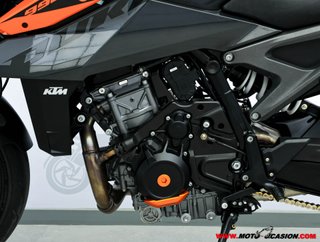 KTM 990 DUKE -GARANTÍA OFICIAL-