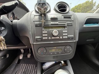 Ford Fiesta 2005 diésel 94.000