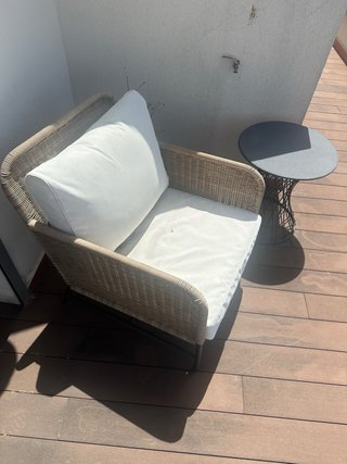 Conjunto sofá y mesa de jardín (ambas de diseño)