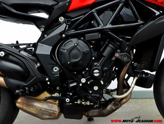 MV AGUSTA BRUTALE 800 ROSSO -A2-